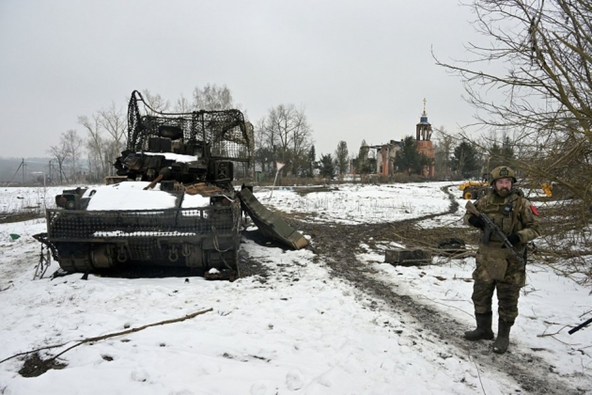 Linh Ukraine o Kursk kiet suc, khi Nga phong toa duong tiep te-Hinh-4