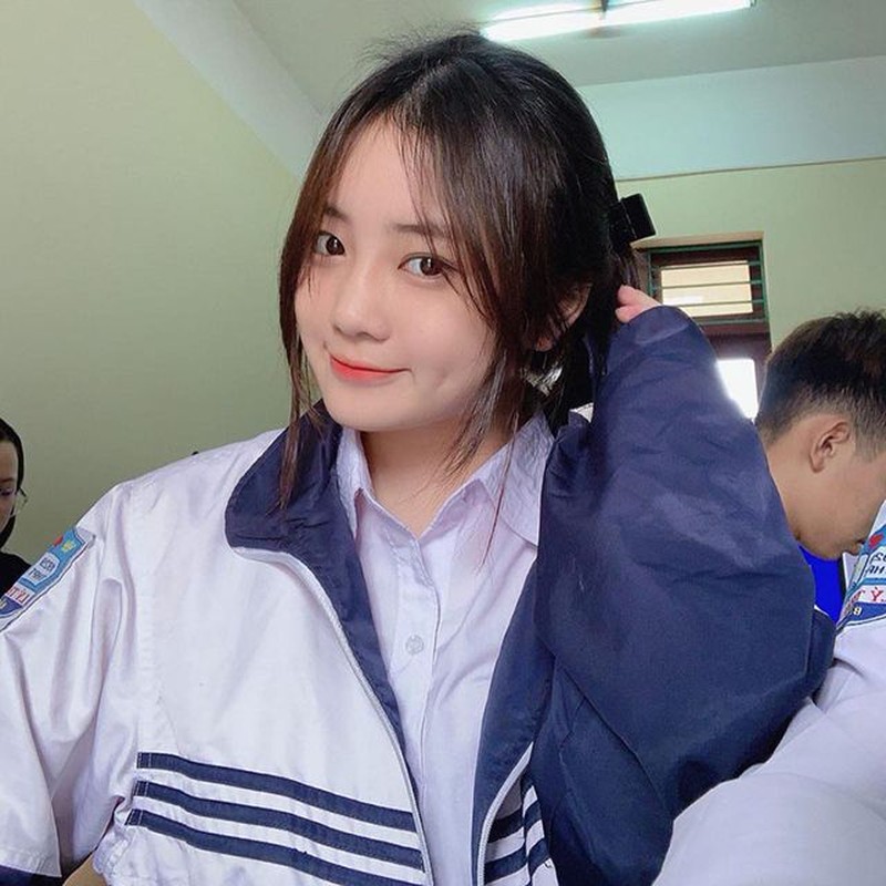 Nu sinh Bac Ninh dep chang kem hot girl chiem song MXH-Hinh-2