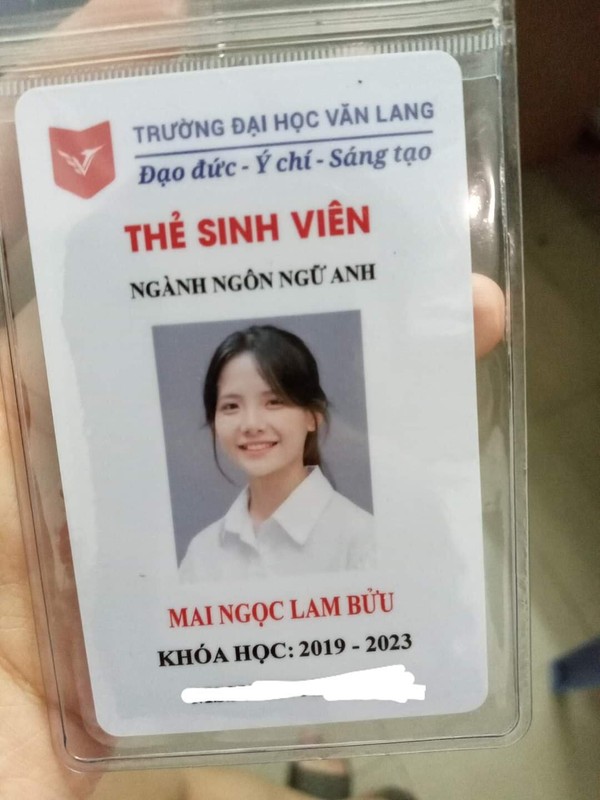 Dung nhan doi thuong cuc pham cua “hot girl anh the” the he moi