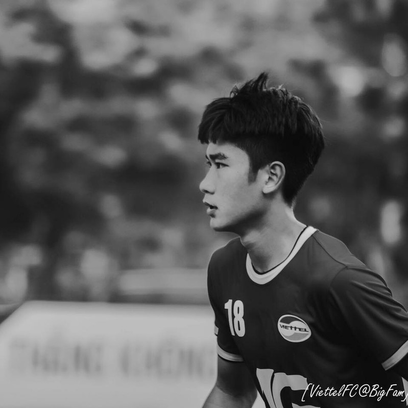Hot boy U23 Viet Nam: Cao 1m81, mat hi, anh the cung dep hon nguoi-Hinh-3