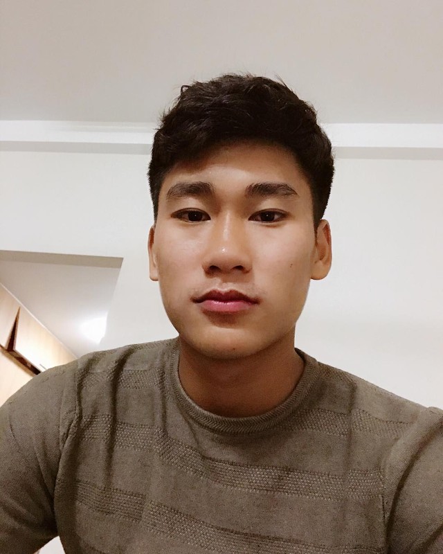 Hot boy U23 Viet Nam: Cao 1m81, mat hi, anh the cung dep hon nguoi-Hinh-5