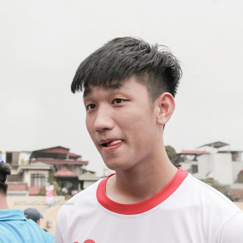 Bi loai khoi U23 Viet Nam, Trong Dai khong quen mua qua cho ban gai-Hinh-8