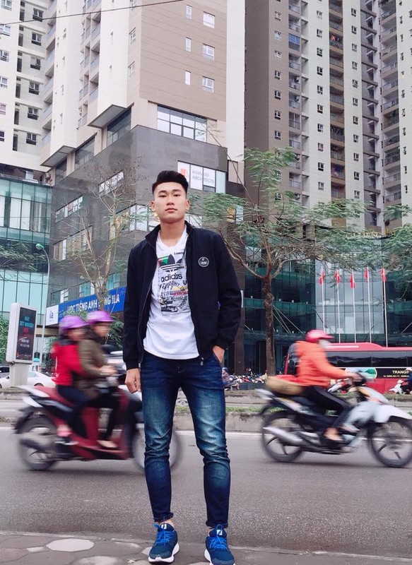 Tan Sinh, Manh Dung va dan cau thu U23 Viet Nam mat mot mi, cao to nhu trai Han-Hinh-5