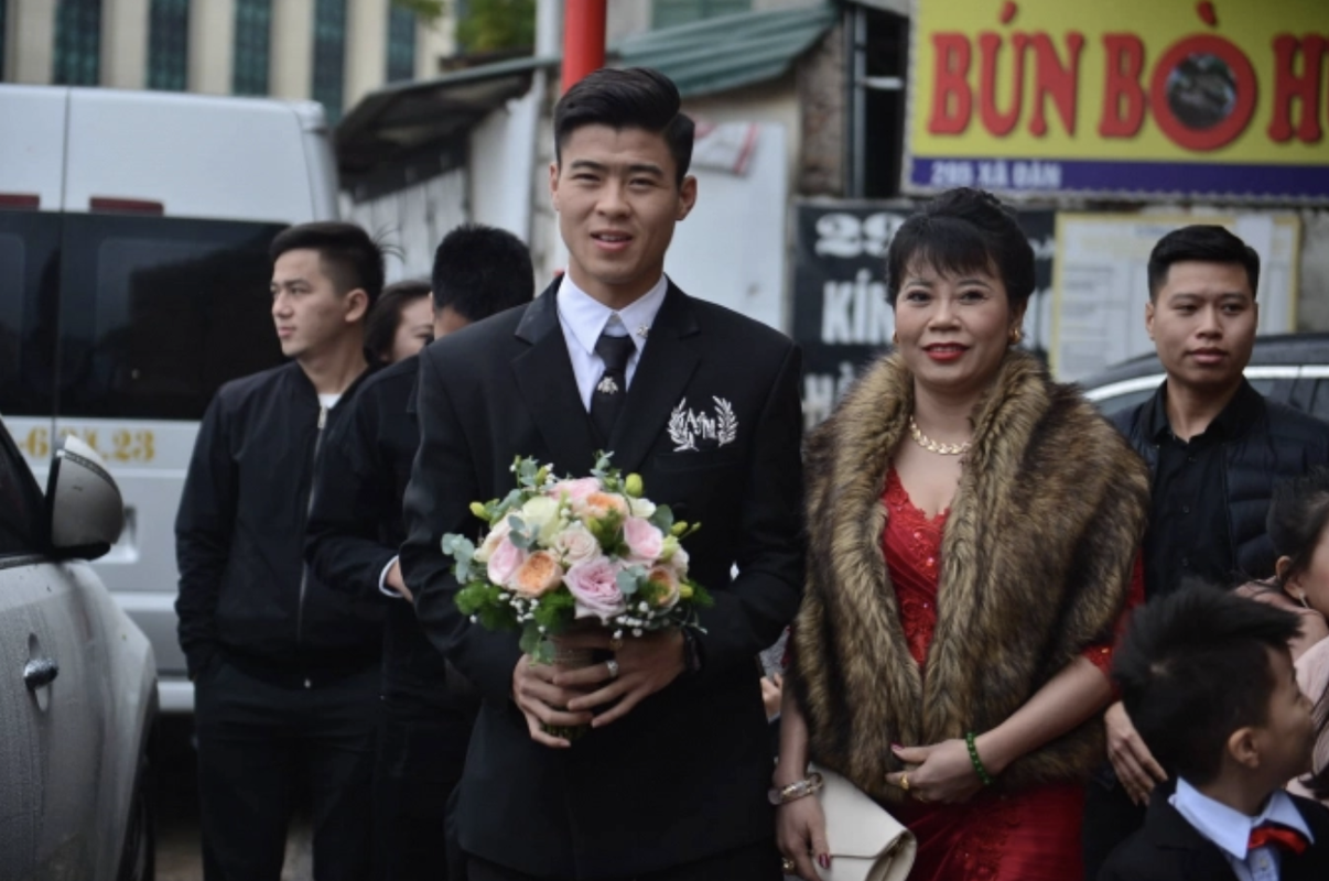 Duy Manh banh bao, chinh thuc tro thanh “chong nguoi ta“-Hinh-2