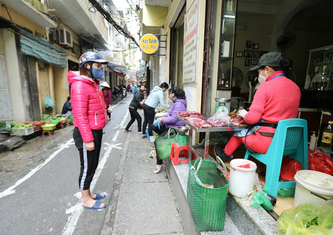 Cho dan sinh lam dieu nay trong thoi gian chong dich, dan mang am am vo tay