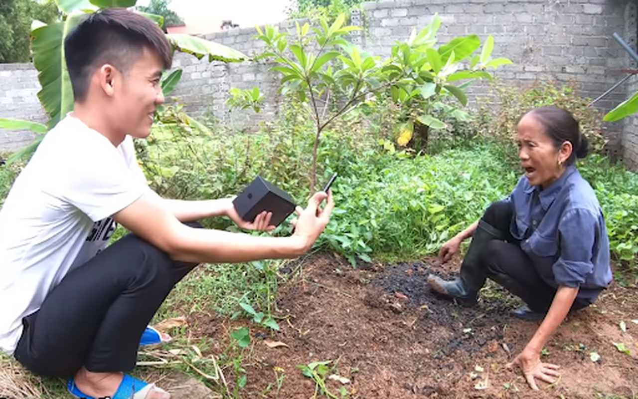 Con gai ba Tan Vlog gia que troll me, dan mang nhan: “Can than nghiep van“-Hinh-8