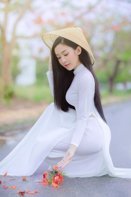 Hoa khoi dai hoc HUTECH khoe anh ao dai dep chet me-Hinh-2