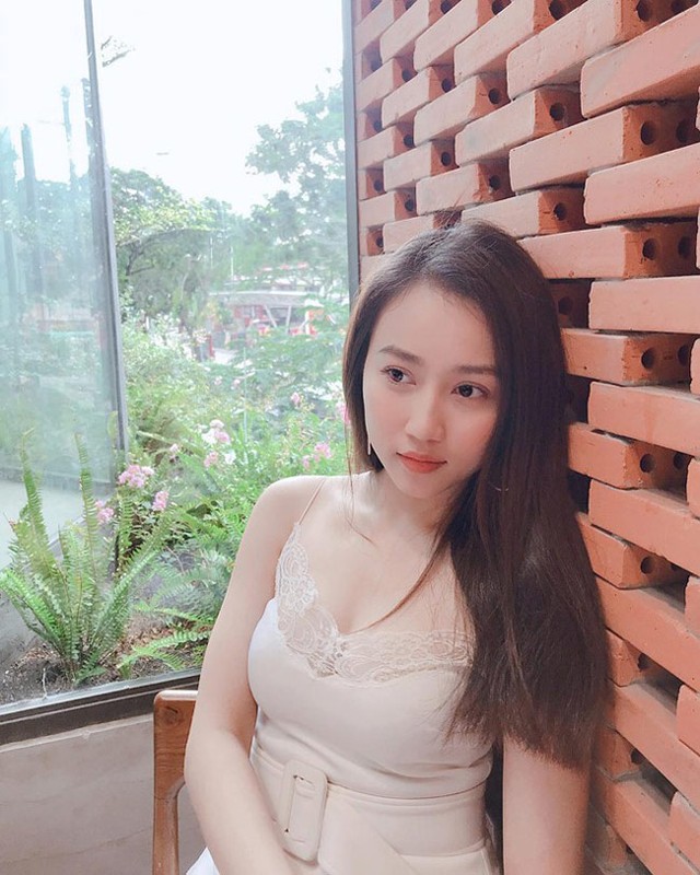 Hau chia tay Tien Linh, hot girl Binh Duong tung loat anh nong bong-Hinh-11