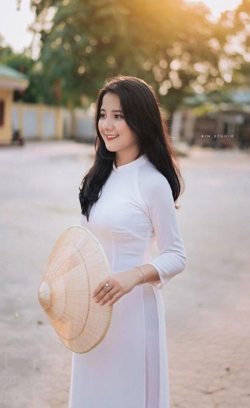 Nu sinh Viet bi nham voi 