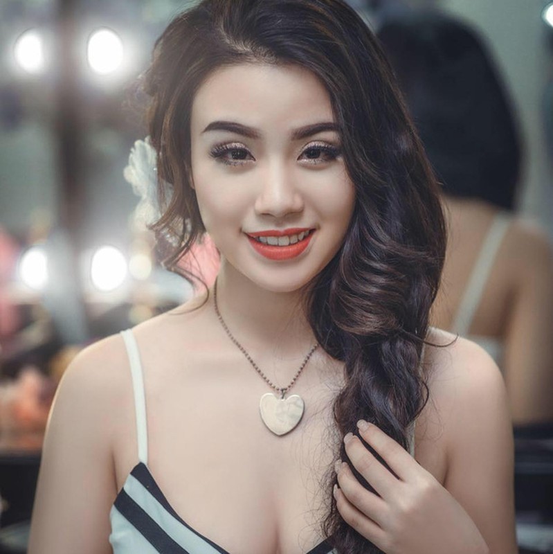 Sau bao nam gay song gio hot girl Linh Miu gio ra sao?