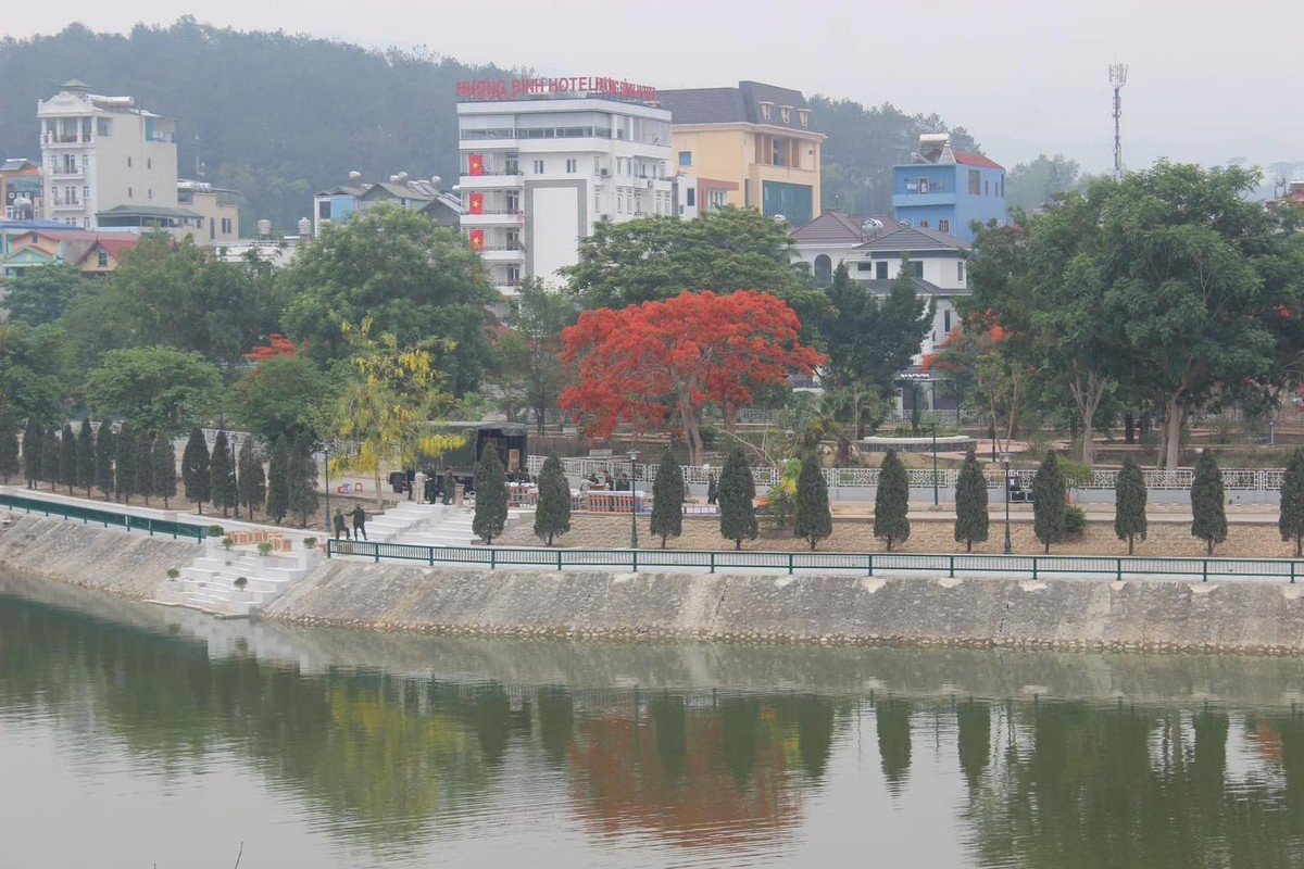 Me man cay phuong vi “thap lua” tren Doi A1 Dien Bien Phu-Hinh-6