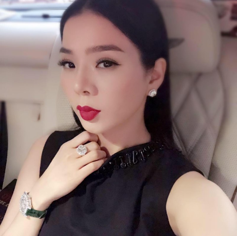 O tuoi U40 Le Quyen van tre trung, than thai ngut troi-Hinh-9