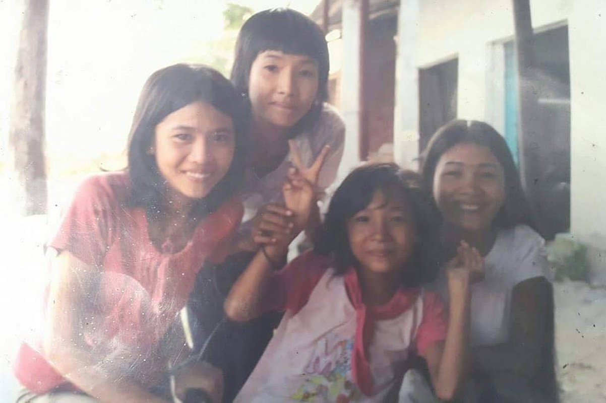 Hoang Thuy: Co gai ban hang rong nam xua da 