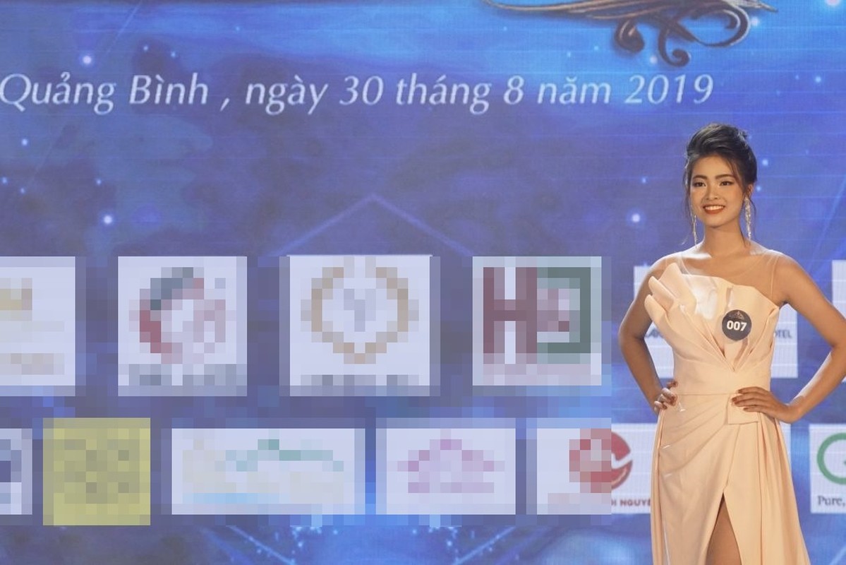 Nhan sac Hoa khoi Nguoi dep Du lich Quang Binh bi tuoc vuong mien-Hinh-6
