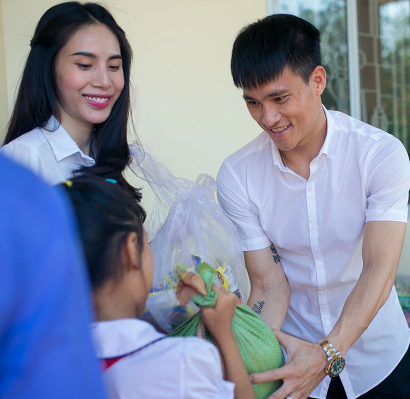 Cong Vinh “doi vo len dau”, chieu Thuy Tien het muc-Hinh-2