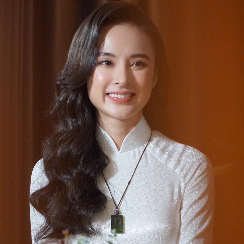 Angela Phuong Trinh mac kin nhu bung van dep goi cam-Hinh-3