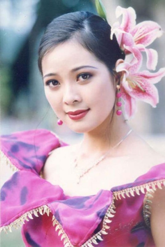 Cuoc song thang tram cua Top 3 Hoa hau Viet Nam 1994-Hinh-5