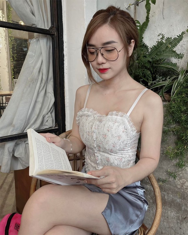 Vo cu Hoai Lam sau 2 nam ly hon gio ra sao?-Hinh-7