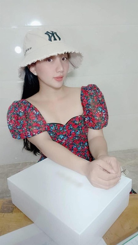 Vo Le Duong Bao Lam mac dep, dang xinh thoi son roi-Hinh-7