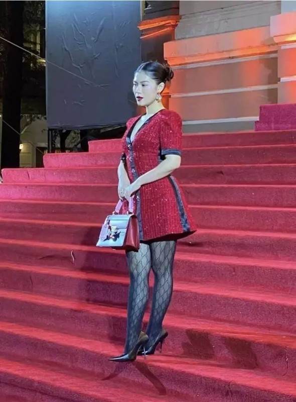 Nhieu lan bi che gu thoi trang, Ngoc Thanh Tam thay doi bat ngo-Hinh-2