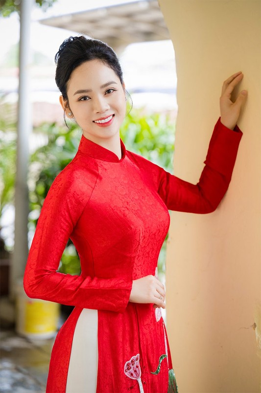 Hoa hau Mai Phuong tre dep rang ngoi o tuoi U40-Hinh-4