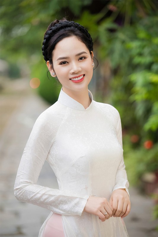 Hoa hau Mai Phuong tre dep rang ngoi o tuoi U40-Hinh-6