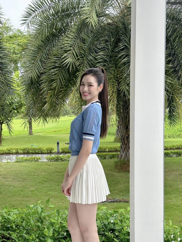 Hoa hau Do Thi Ha - Thanh Thuy do chan dai mien man-Hinh-7