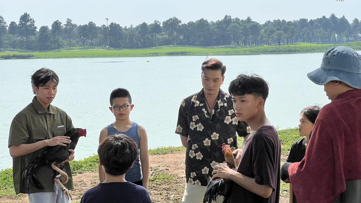 Hau truong phim “Khong ngai cuoi, chi can mot ly do“-Hinh-5