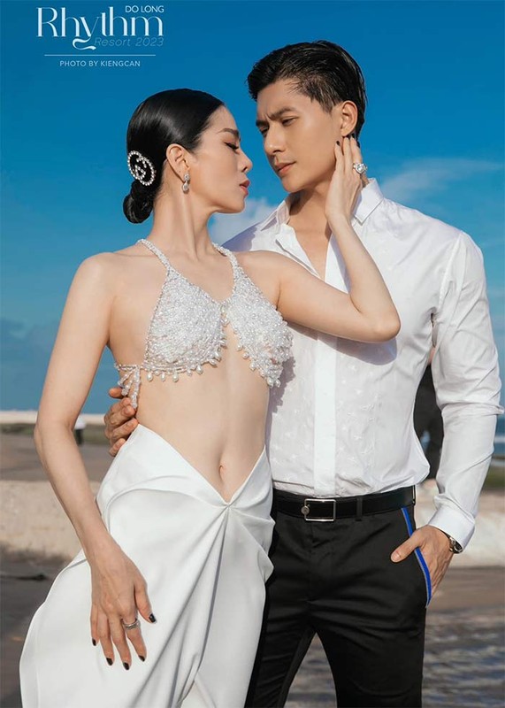 Le Quyen mac ao tam hang hieu, khoe voc dang van nguoi me-Hinh-7