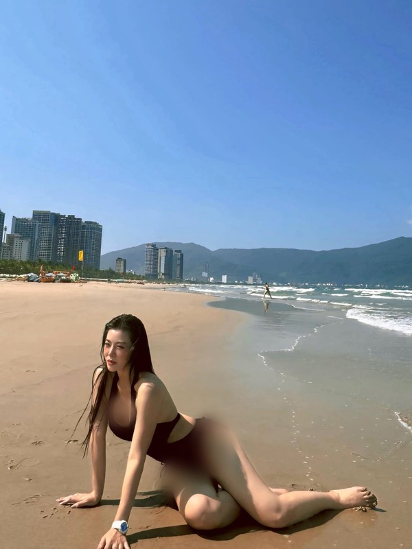 Dien vien Thanh Huong dien bikini khoe dang “boc lua” o tuoi U40-Hinh-10
