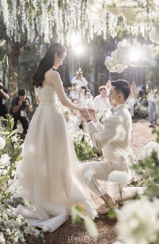 View - 	Midu gây sốt với bộ ảnh cưới đẹp ngọt ngào tại Đà Lạt