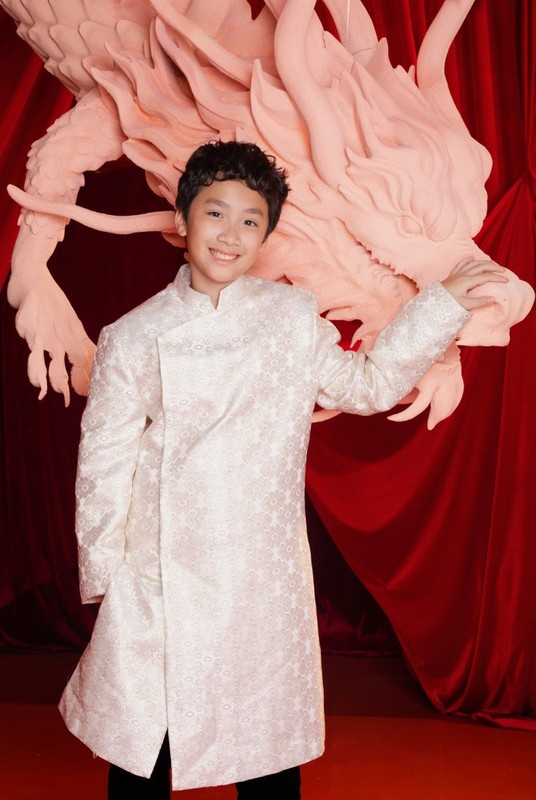 The Vietnamese star's kids are handsome and have sky-high height - Photo 10