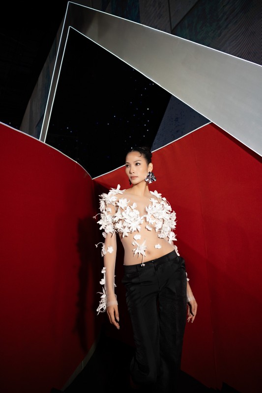 Hoang Thuy's changes after 13 years of winning Vietnam's Next Top Model-Picture-4