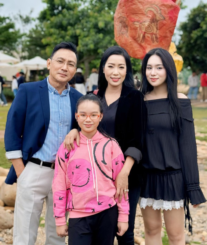 The perfect marriage of Trinh Kim Chi and her Vietnamese American husband-Picture-3