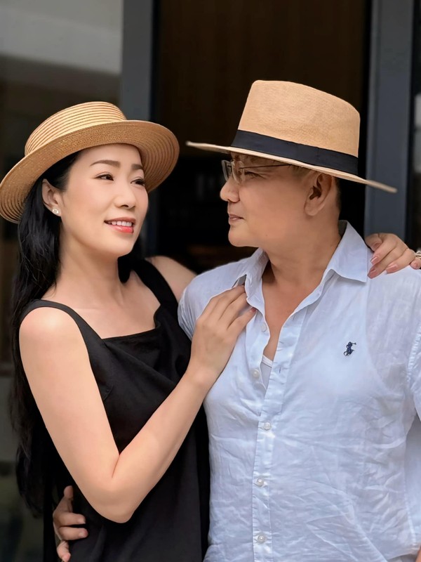 The perfect marriage of Trinh Kim Chi and her Vietnamese American husband-Picture-8