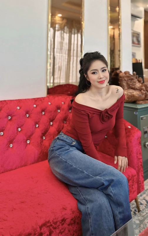 Diva Hong Nhung dien do sanh dieu, Phuong Trinh Jolie khoe bung bau-Hinh-8