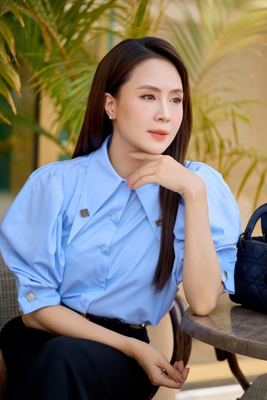 Hong Diem's ​​timeless beauty at the age of U50 - Photo 8