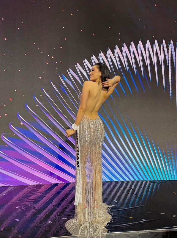 Ky Duyen len tieng khi dung chan o Top 30 Miss Universe 2024-Hinh-6