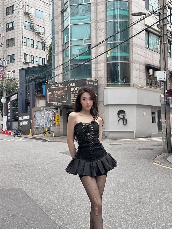 Que Anh, Ngoc Hang bien hoa phong cach nhu idol Kpop-Hinh-11