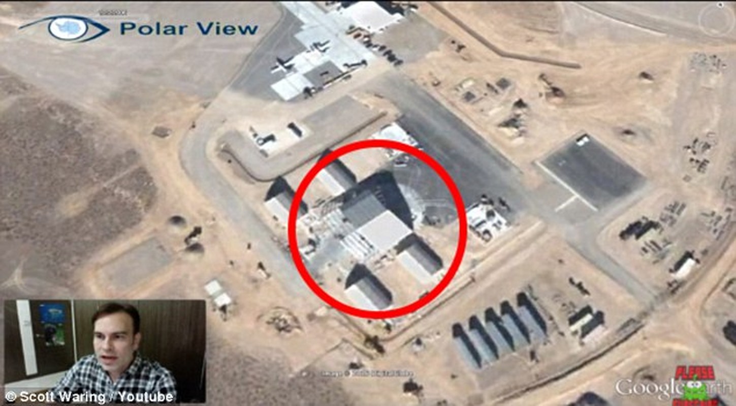 Phat hien xac UFO tai Area 51 nho Google Map?-Hinh-2