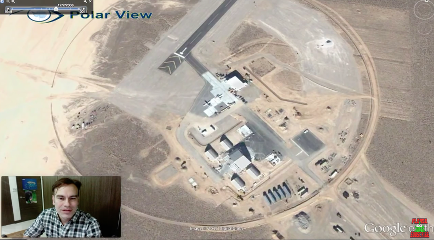 Phat hien xac UFO tai Area 51 nho Google Map?