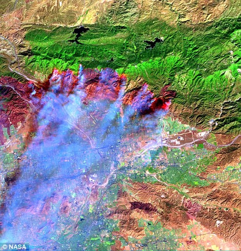 NASA cong bo chum anh Trai dat dep nhat tu khong gian-Hinh-3