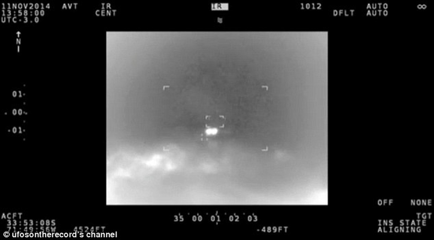 UFO luon lo truoc may bay quan su o Chile-Hinh-2