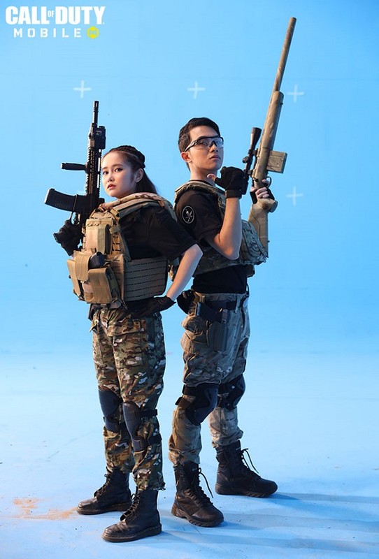 Cris Phan va vo hot girl “cuc ngau'' cosplay chien binh Call of Duty Mobile VN-Hinh-5