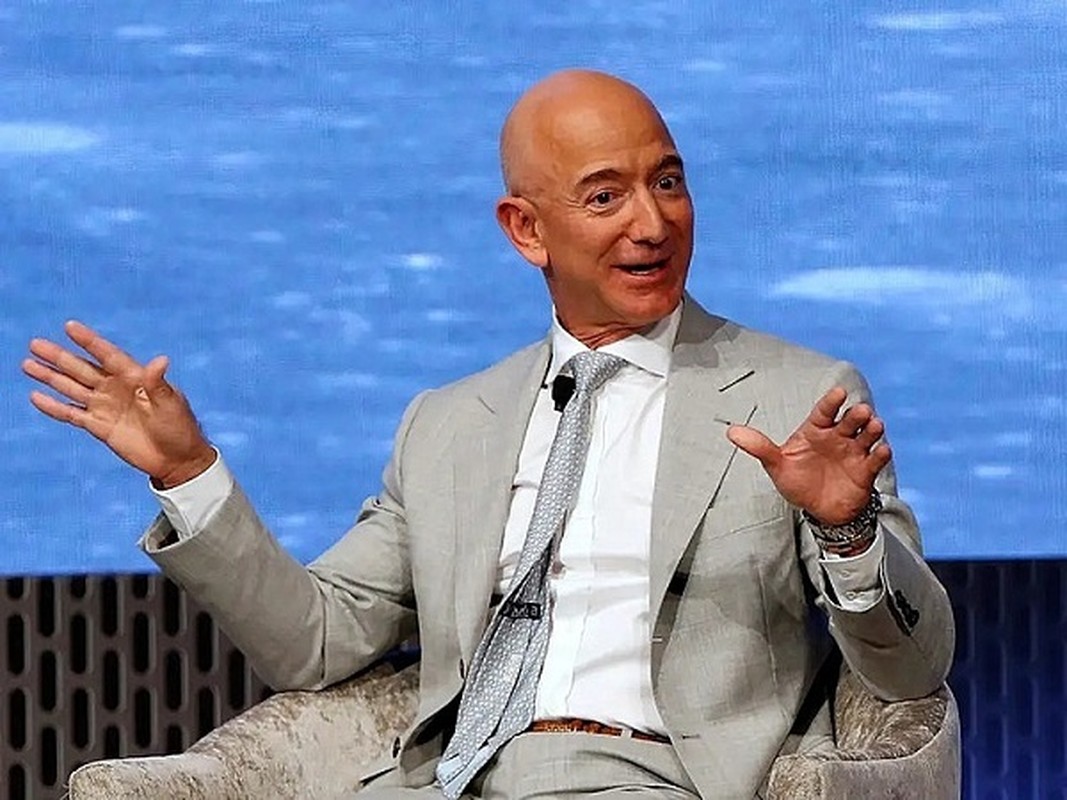 Mau giay dan tren tu lanh tiet lo dieu dac biet ve ty phu Jeff Bezos-Hinh-5