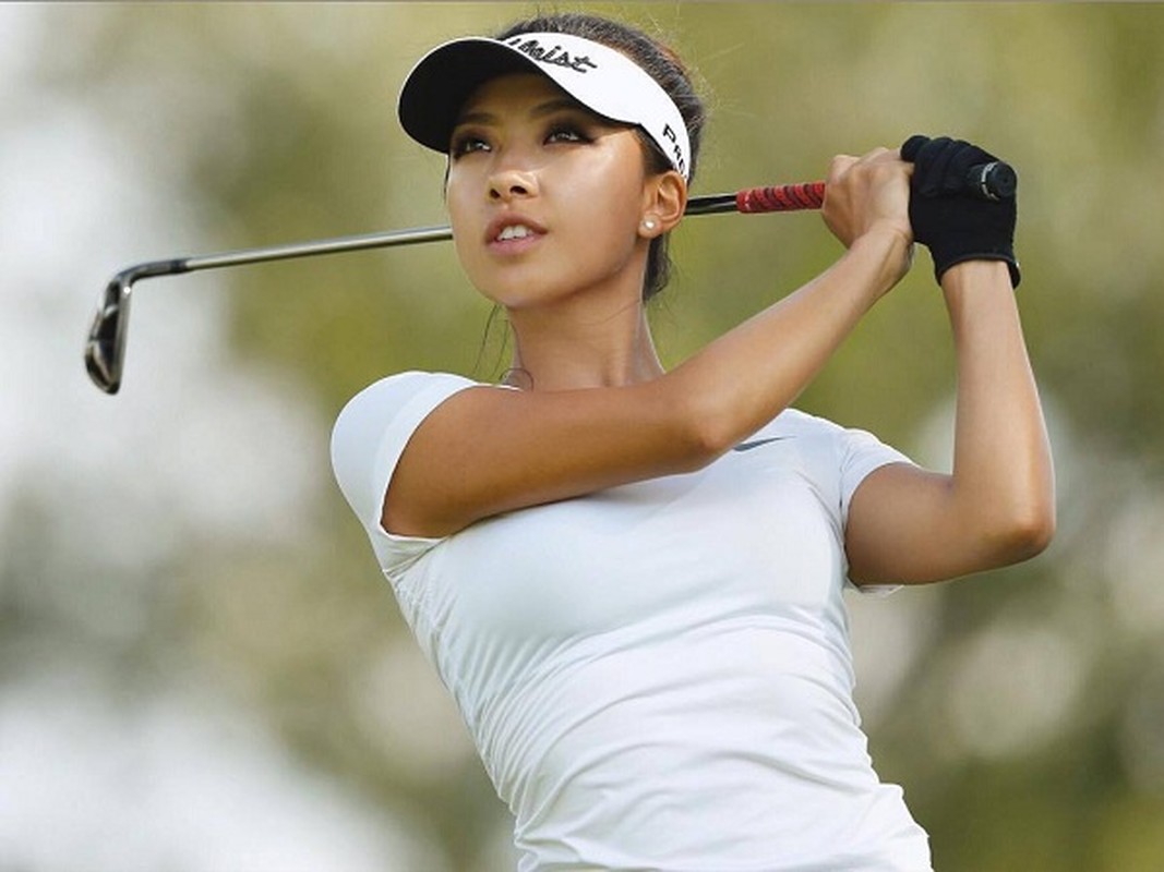 Body nong bong thieu dot moi anh nhin cua nu golfer 20 tuoi-Hinh-11