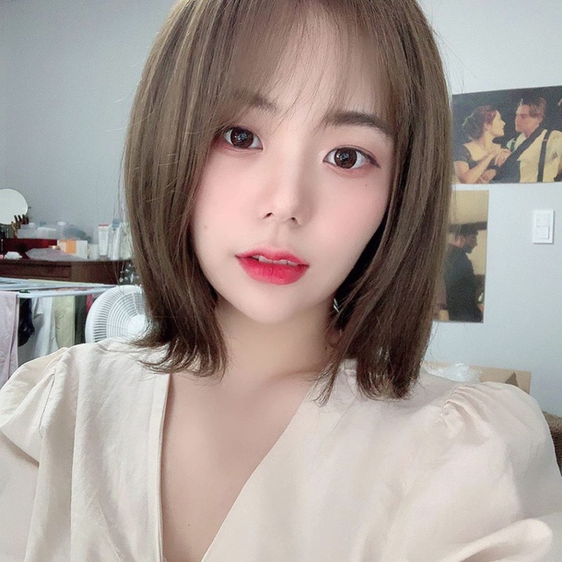 Vo tinh lo phan nhay cam, nu streamer bi “nem da” khong thuong tiec