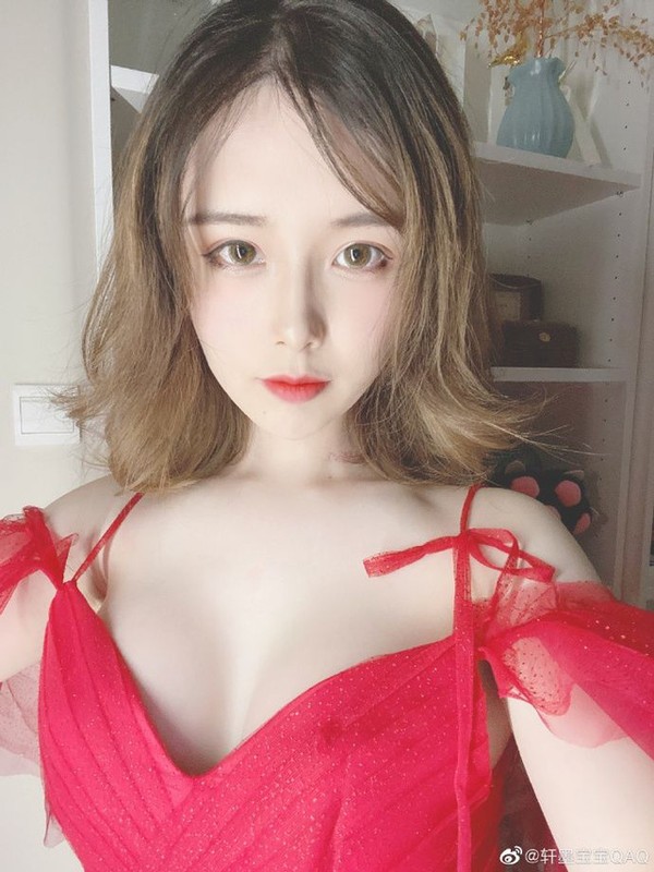 Nu streamer khien fan ne phuc khi thu nhan su that nay-Hinh-2