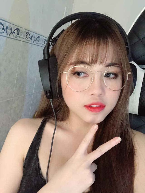 Nhan sac nu streamer Lai Lai 