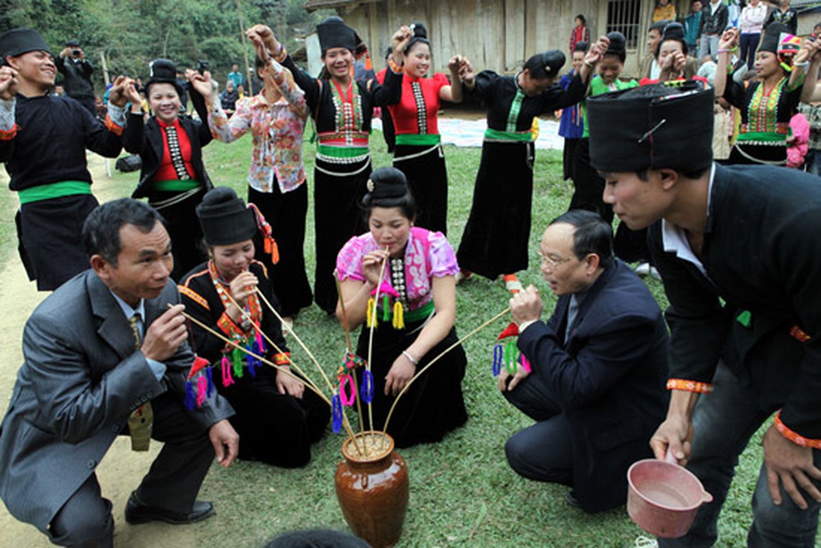 Kham pha mam co Tet cac vung dan toc thieu so-Hinh-6